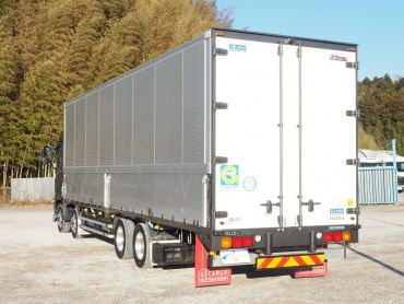 いすゞ ギガ ウイング車 大型 QKG-CYJ77B 年式 H28 [写真07]