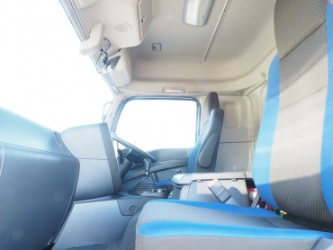 いすゞ ギガ ウイング車 大型 QKG-CYJ77B 年式 H28 [写真43]