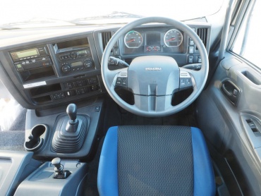 いすゞ ギガ ウイング車 大型 QKG-CYJ77B 年式 H28 [写真42]