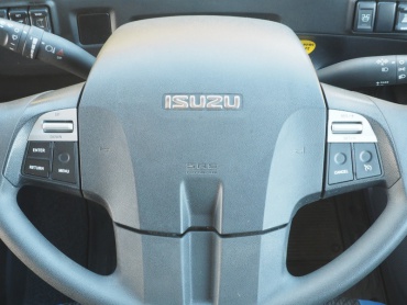 いすゞ ギガ ウイング車 大型 QKG-CYJ77B 年式 H28 [写真46]