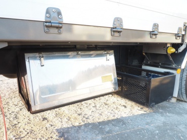 いすゞ ギガ ウイング車 大型 QKG-CYJ77B 年式 H28 [写真51]