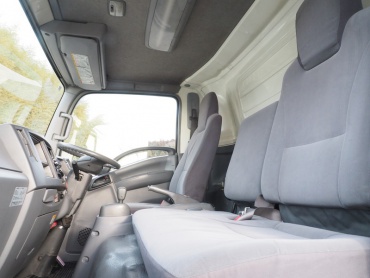 いすゞ エルフ バン車 小型 BKG-NPR85AN 年式 H21 [写真27]