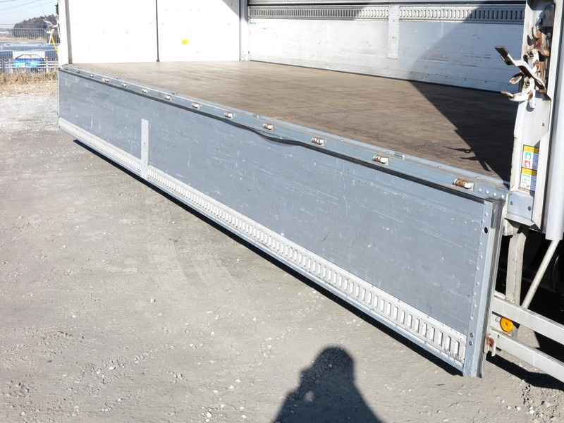 三菱ふそう ファイター ウイング車 中型 PA-FK64F 年式 H18[写真12]