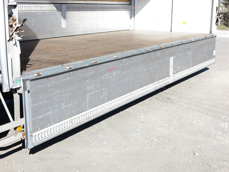 三菱ふそう ファイター ウイング車 中型 PA-FK64F 年式 H18[写真23]