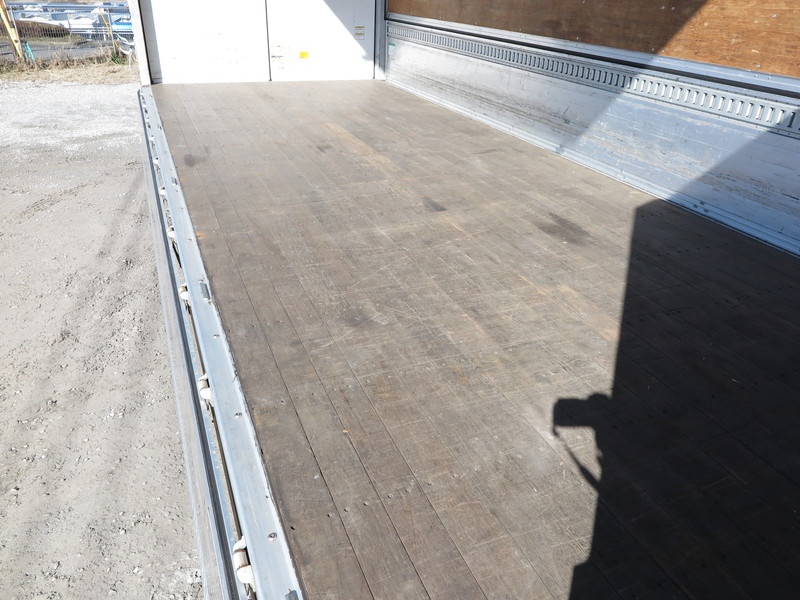 いすゞ フォワード ウイング車 中型 PKG-FRR90S2 年式 H22[写真16]