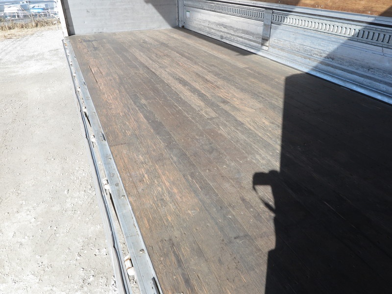 いすゞ フォワード ウイング車 中型 PA-FRD34L4 年式 H18[写真16]