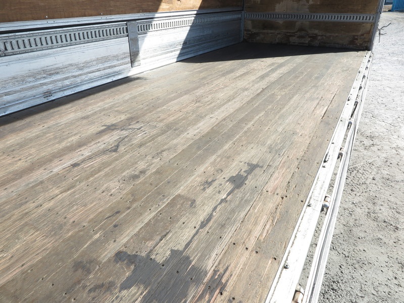 いすゞ フォワード ウイング車 中型 PA-FRD34L4 年式 H18[写真15]