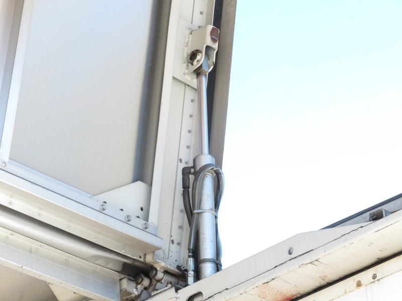 三菱ふそう ファイター ウイング車 中型 PA-FK61F 年式 H18[写真25]