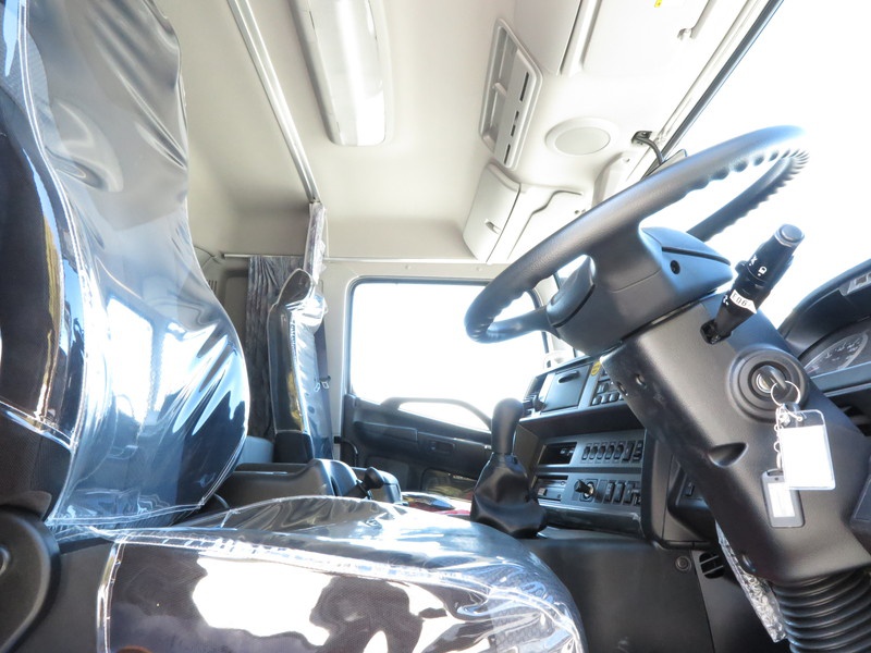 日野 プロフィア 平ボディ 大型 QPG-FS1EWEG 年式 H29[写真41]