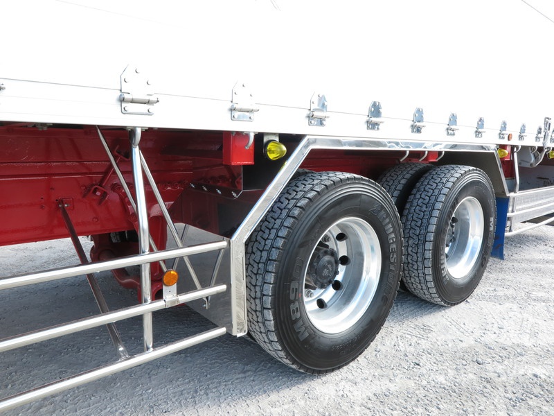 日野 プロフィア 平ボディ 大型 QPG-FS1EWEG 年式 H29[写真37]