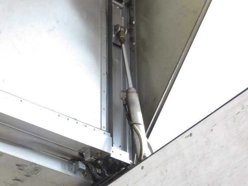 日野 グランドプロフィア ウイング車 大型 KS-FW1EXWG 年式 H16[写真17]