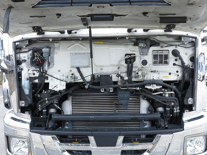 いすゞ ギガ ウイング車 大型 QKG-CYJ77B 年式 H28[写真53]