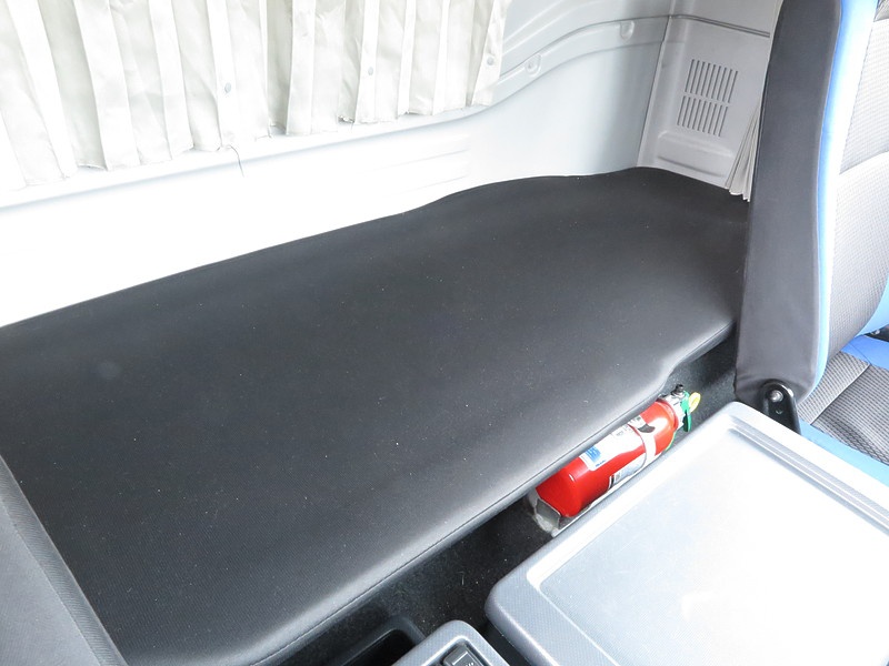 いすゞ ギガ ウイング車 大型 QKG-CYJ77B 年式 H28[写真44]