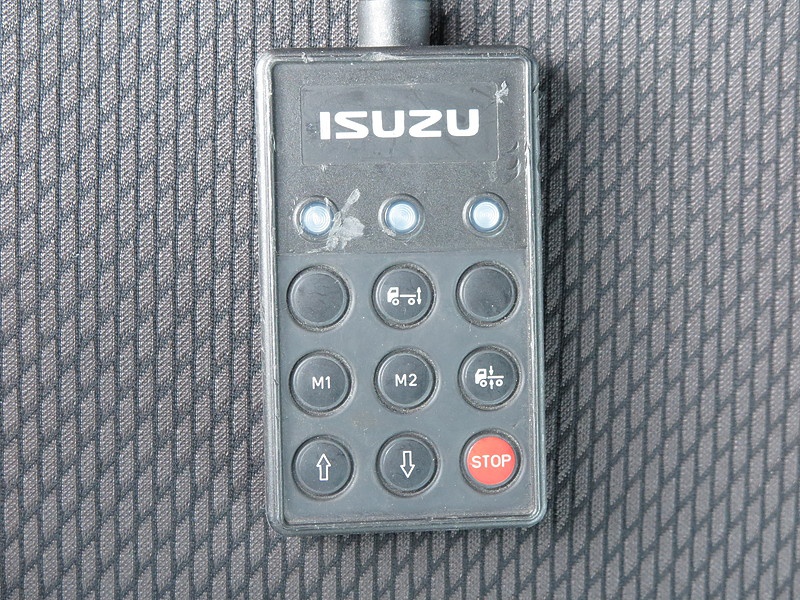 いすゞ ギガ ウイング車 大型 QKG-CYJ77B 年式 H28[写真45]