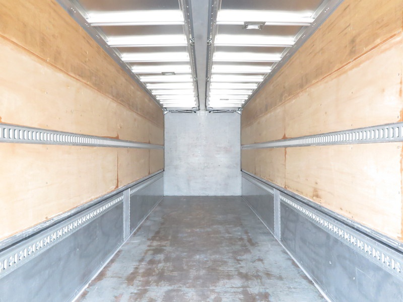 いすゞ ギガ ウイング車 大型 PDG-CYJ77W8 年式 H22[写真27]