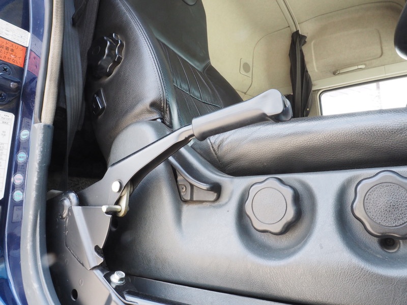 三菱ふそう スーパーグレート トラクタ 大型 LKG-FP54VER 年式 H24[写真38]