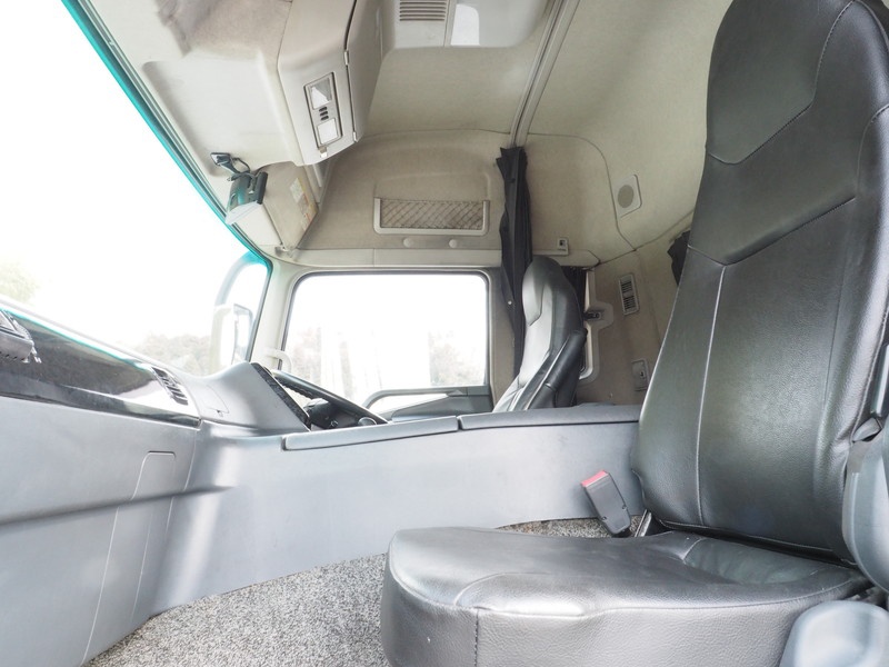 三菱ふそう スーパーグレート トラクタ 大型 LKG-FP54VER 年式 H24[写真30]