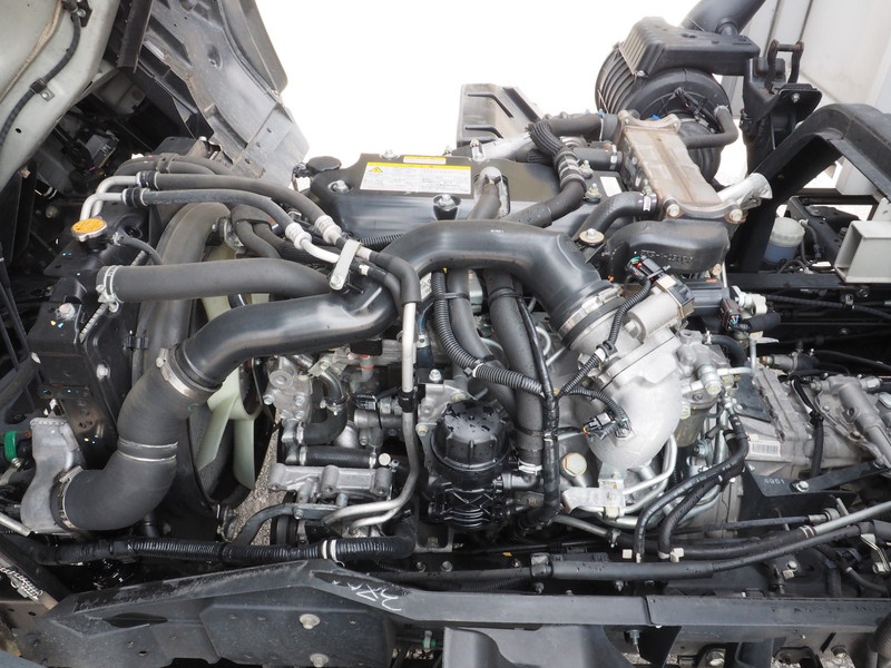 いすゞ フォワード ウイング車 中型 TKG-FRR90T2 年式 H27[写真50]