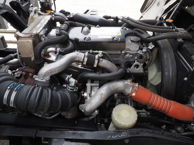 いすゞ フォワード ウイング車 中型 TKG-FRR90T2 年式 H27[写真51]