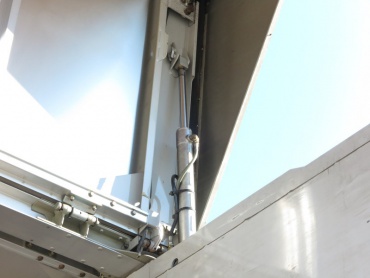 三菱ふそう ファイター ウイング車 中型 PA-FK64F 年式 H18 [写真18]