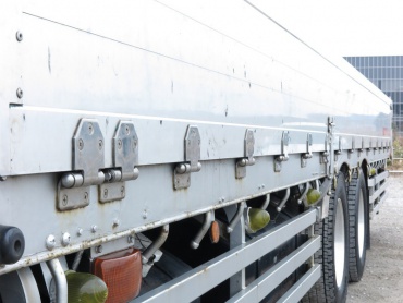 三菱ふそう スーパーグレート 平ボディ 大型 BDG-FS55JZ 年式 H20 [写真30]