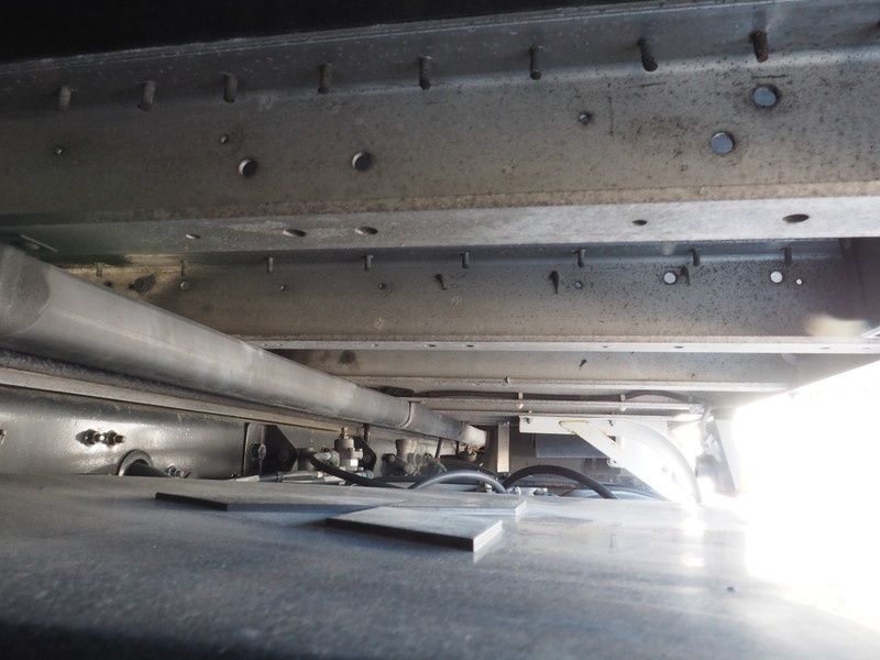 三菱ふそう スーパーグレート ウイング車 大型 BDG-FS54JZ 年式 H19[写真46]