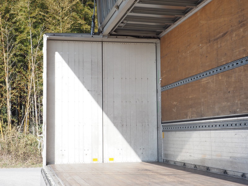 三菱ふそう スーパーグレート ウイング車 大型 BDG-FS54JZ 年式 H19[写真13]