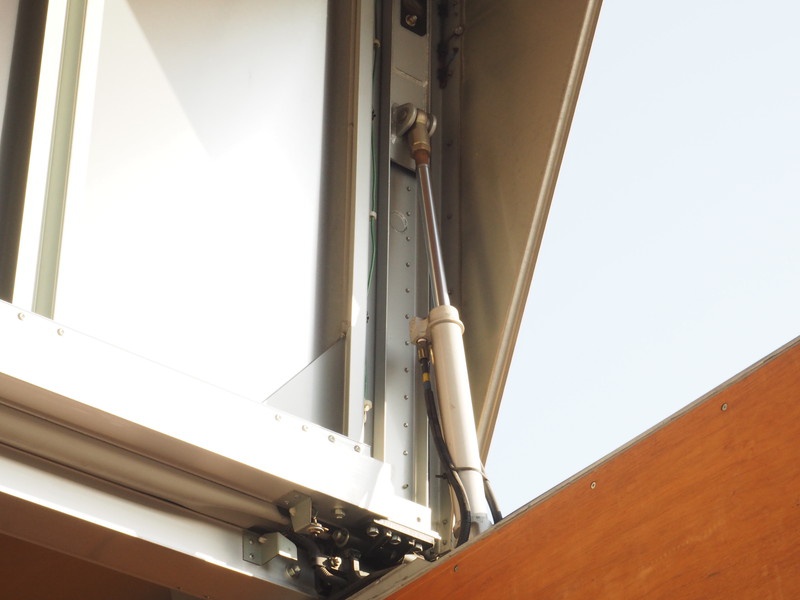 日野 レンジャープロ ウイング車 中型 BDG-FD7JLWG 年式 H19[写真17]