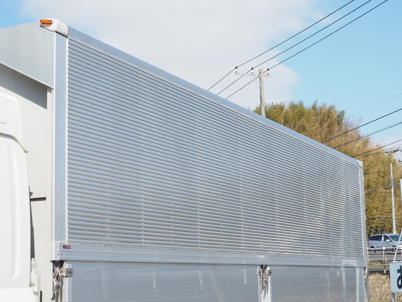 いすゞ ギガ ウイング車 大型 QKG-CYJ77B 年式 H28[写真20]