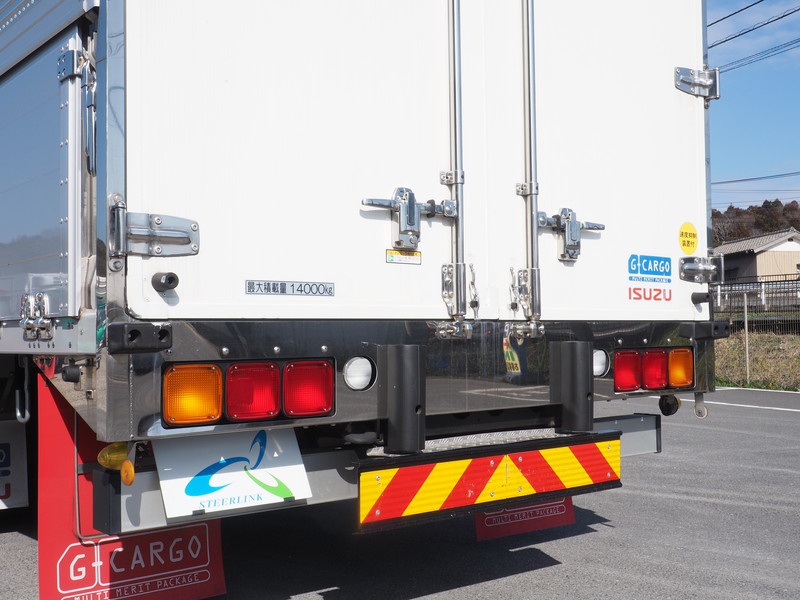 いすゞ ギガ ウイング車 大型 QKG-CYJ77B 年式 H28[写真34]