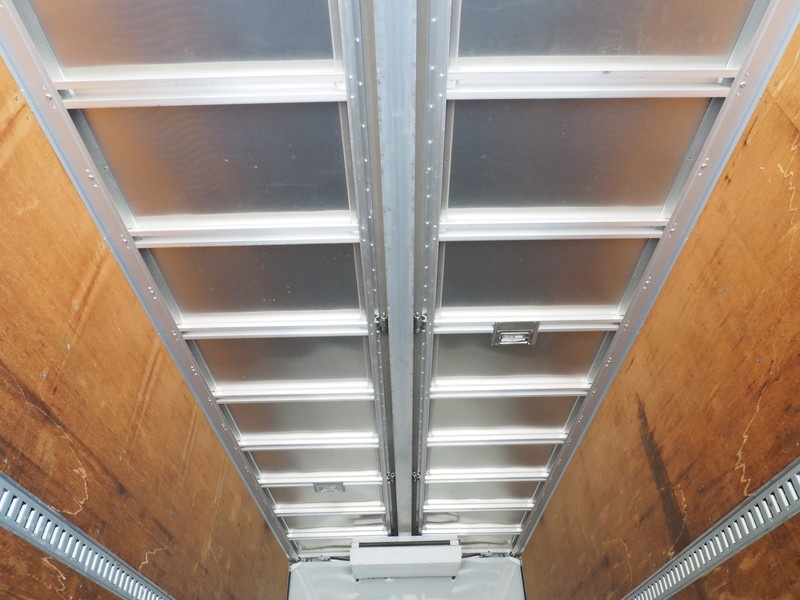 いすゞ フォワード 冷凍ウイング 中型 PKG-FRR90S2 年式 H21[写真31]