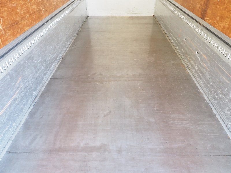 いすゞ フォワード 冷凍ウイング 中型 PKG-FRR90S2 年式 H21[写真32]