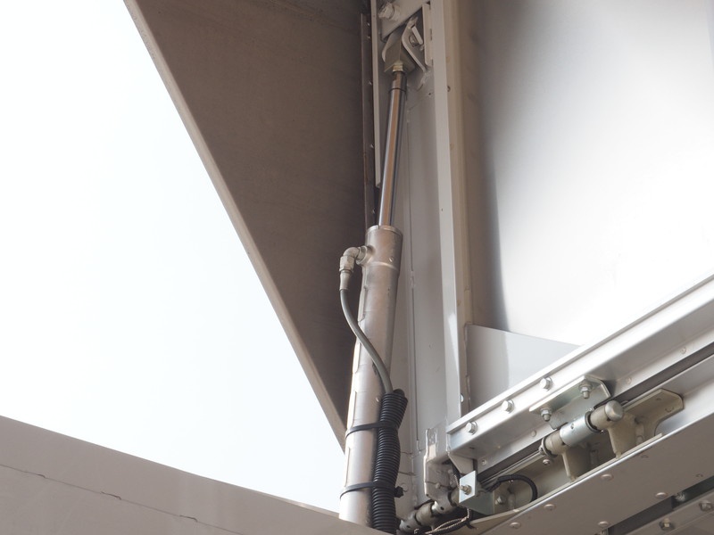 いすゞ エルフ ウイング車 小型 PKG-NPR75N 年式 H20[写真22]