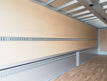 日野 プロフィア ウイング車 大型 2RG-FW1AHG 年式 H29 [写真11]