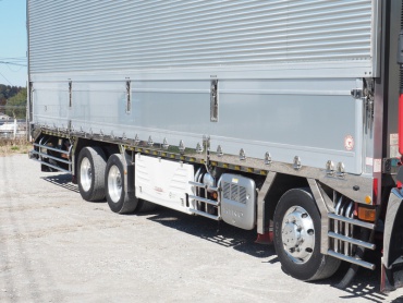 日野 グランドプロフィア 冷凍ウイング 大型 LKG-FW1EXBG 年式 H23 [写真10]