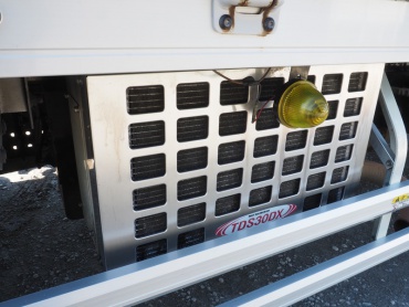 いすゞ フォワード 冷凍ウイング 中型 PKG-FRR90S2 年式 H21 [写真49]