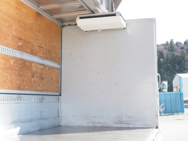 いすゞ フォワード 冷凍ウイング 中型 PKG-FRR90S2 年式 H21 [写真23]