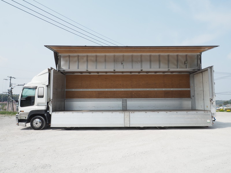いすゞ ギガ ウイング車 大型 PKG-CYJ77W8 年式 H19[写真21]
