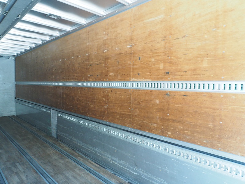 いすゞ ギガ ウイング車 大型 PKG-CYJ77W8 年式 H19[写真29]