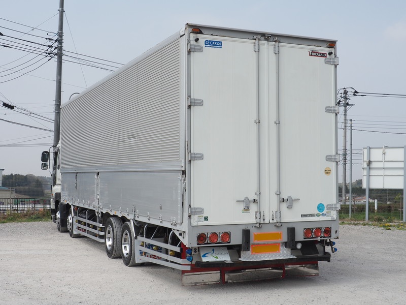 いすゞ ギガ ウイング車 大型 PKG-CYJ77W8 年式 H19[写真07]