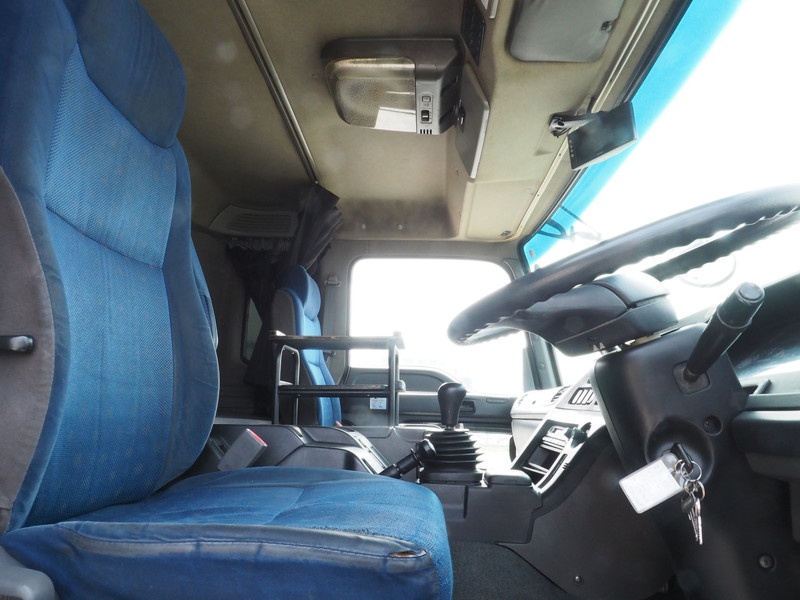 いすゞ ギガ ウイング車 大型 PKG-CYJ77W8 年式 H19[写真38]