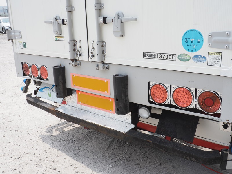 いすゞ ギガ ウイング車 大型 PKG-CYJ77W8 年式 H19[写真33]