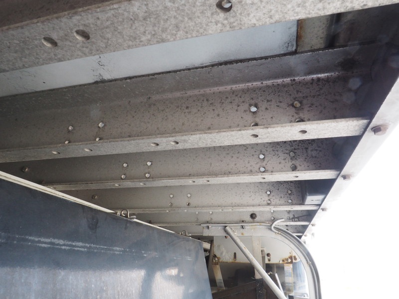 いすゞ ギガ ウイング車 大型 PKG-CYJ77W8 年式 H19[写真47]