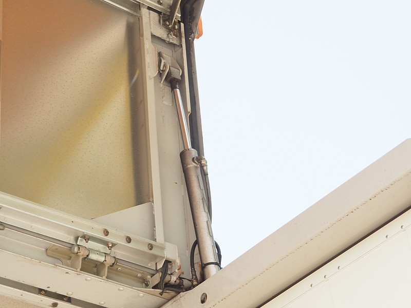 いすゞ フォワード ウイング車 中型 PKG-FRR90S2 年式 H19[写真20]