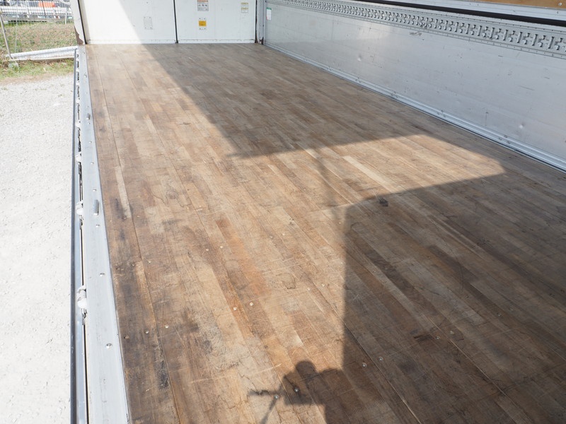 いすゞ フォワード ウイング車 中型 TKG-FRR90S2 年式 H25[写真13]