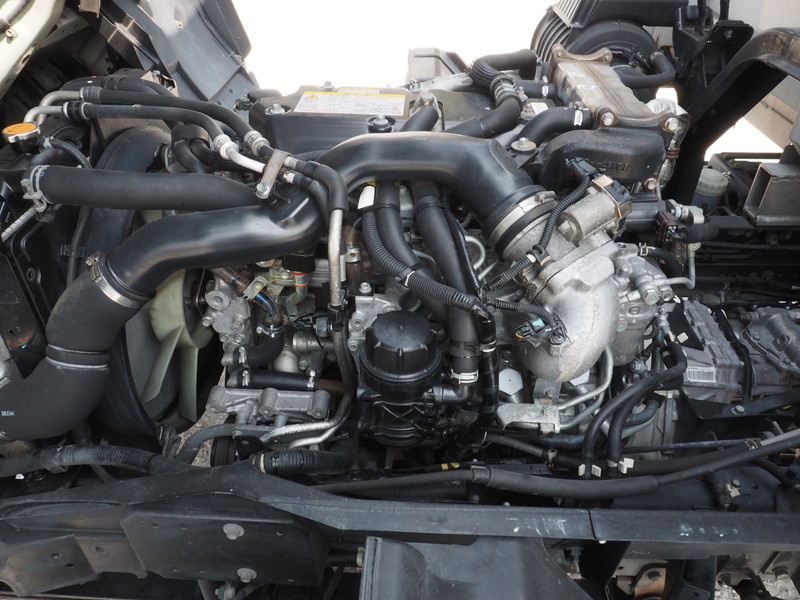 いすゞ フォワード ウイング車 中型 TKG-FRR90S2 年式 H25[写真46]