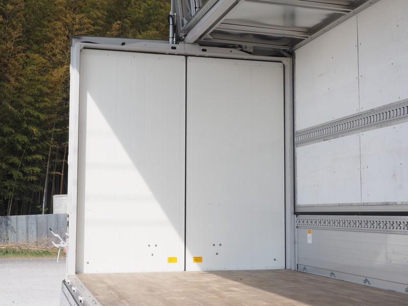 三菱ふそう ファイター ウイング車 中型 TKG-FK64F 年式 H28[写真13]