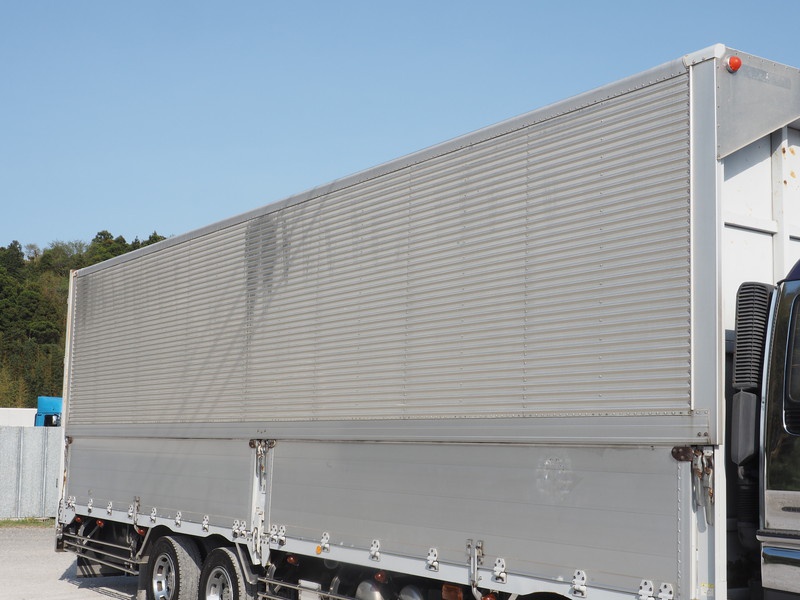 いすゞ ギガ ウイング車 大型 PJ-CYJ51W5 年式 H17[写真09]