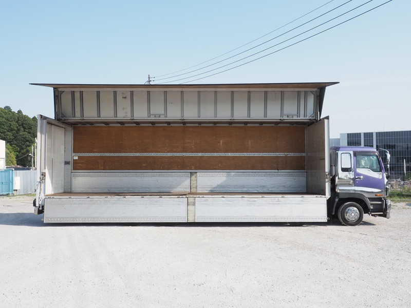 いすゞ ギガ ウイング車 大型 PJ-CYJ51W5 年式 H17[写真11]