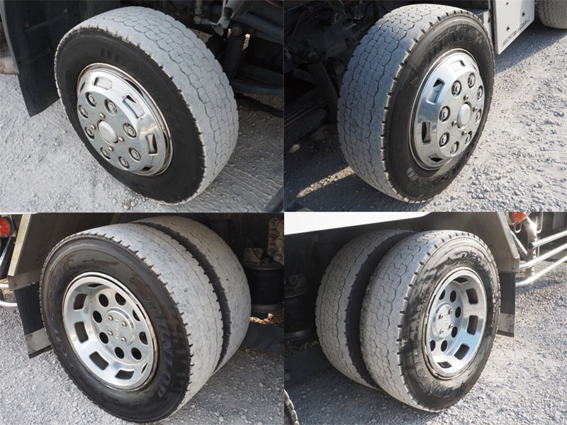 いすゞ ギガ ウイング車 大型 PJ-CYJ51W5 年式 H17[写真39]